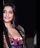 Savinya +971543110790