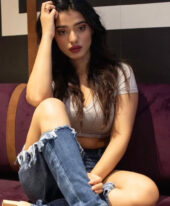 Savinya +971529711942